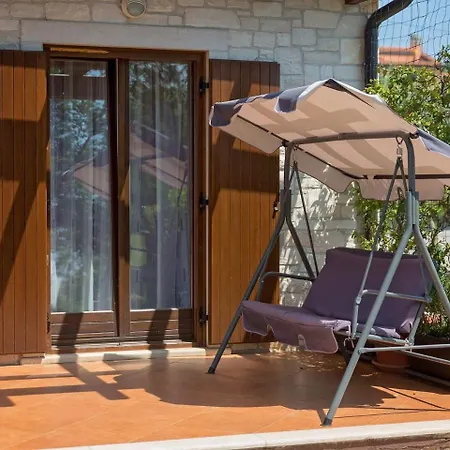 Holiday home Peaceful Holiday In With Swimming Pool Porec