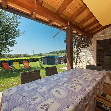 Peaceful Holiday In With Swimming Pool *